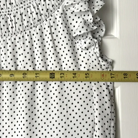 Women’s Small Loft Blouse Top. Black and White Polka Dot. Excellent condition - Picture 9 of 11